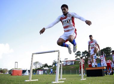 Hernane comemora volta ao Bahia após lesão na tíbia: 'Alegria poder jogar'