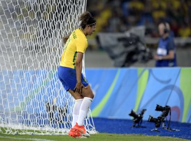 Rio 2016: Temendo corte por lesão, Cristiane será poupada do próximo jogo