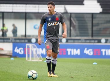 Após Mundial sub-17, Paulinho é testado entre titulares no retorno ao Vasco