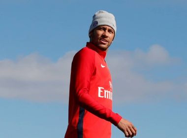 Neymar decide por cirurgia e só retornará aos gramados um mês antes da Copa do Mundo