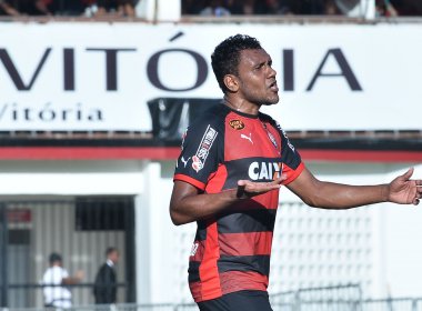 Ednei rescinde com o Vitória e fica próximo de assinar com o Bragantino