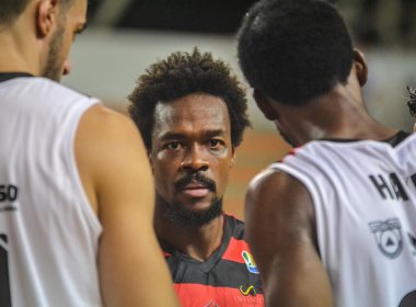  Vitória sucumbe diante do Campo Mourão-PR e perde invencibilidade no NBB