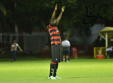 Kanu pede para a torcida do Vitória ‘jogar junto’ contra o Atlético-GO
