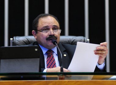 Waldir Maranhão revoga ato em que anulou sessão do impeachment na Câmara