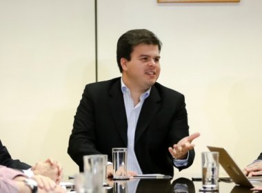 Não dá para repassar reajuste à tarifa do consumidor, diz ministro de Minas e Energia