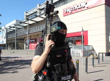 Polícia mata atirador em cinema na Alemanha; nenhuma pessoa ficou ferida