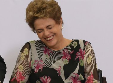 Dilma passa o final de semana em Porto Alegre ao lado da filha e netos