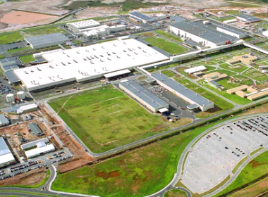 Ford decide reabrir 3º turno em fábrica de Camaçari em fevereiro de 2017