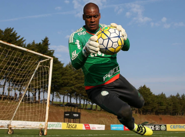 Jaílson renova contrato por dois anos com o Palmeiras