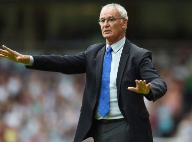 Melhor técnico do mundo em 2016, Claudio Ranieri é demitido pelo Leicester