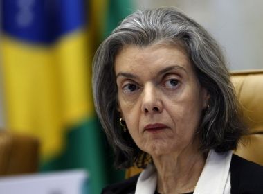 Cármen Lúcia deixa habeas corpus de Lula fora da pauta de abril
