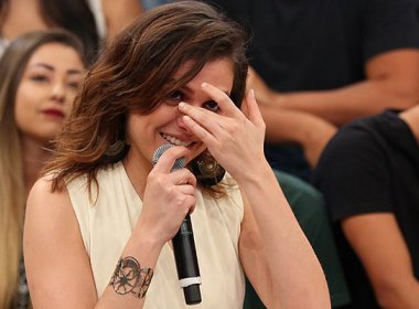 Mônica Iozzi chora ao lembrar do Vídeo Show em programa: 'estou com saudades'