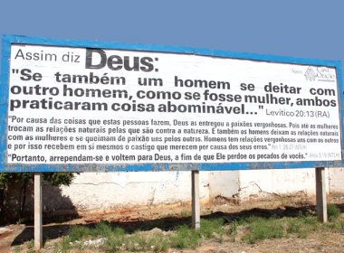 Igreja evangélica é condenada por publicar mensagens homofóbicas em outdoors