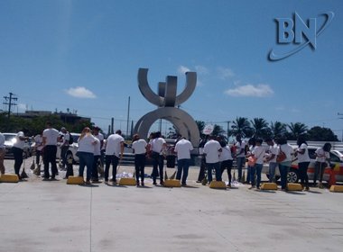 Sindicato realiza protesto em frente ao TJ-BA contra gestão de Eserval