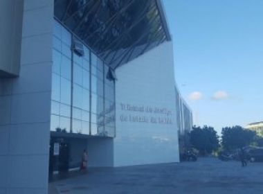 Recepcionista ganhará quase R$28 mil de aposentadoria do TJ-BA