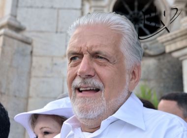 Juíza arquiva ação contra Jaques Wagner por receber US$ 12 mi e relógio de US$ 20 mil