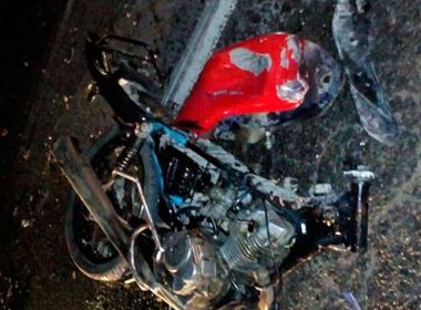 Itatim: Três morrem em batida na BR-116; moto levava 3 no carona