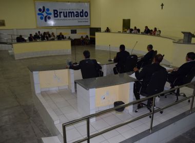 Câmara de Brumado aprova 13º salário para prefeito, vice e vereadores
