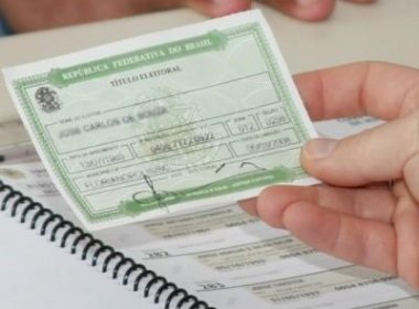 Sul: Grupo é pego em flagrante ao falsear títulos de eleitor; políticos são citados 