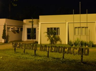 Vitória da Conquista: Servidores da Educação denunciam atraso em salários