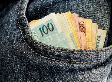 País tem primeiro superávit comercial para o mês de janeiro em cinco anos