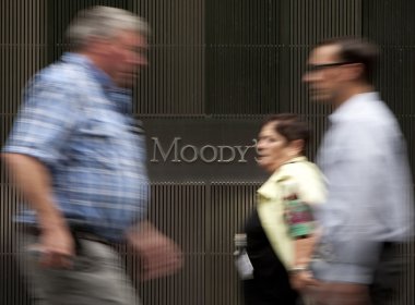 Moody's rebaixa nota de crédito do Brasil
