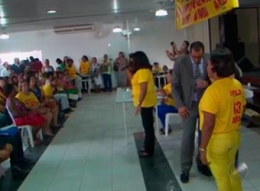 Professores municipais decidem manter greve em Feira de Santana