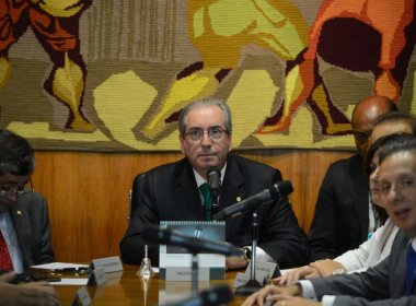 Prazo para entrega de defesa de Cunha ao Conselho de Ética encerra nesta segunda