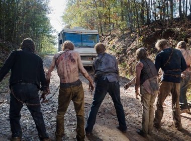 Financial Times diz que Brasil está mais perto de 'Walking Dead' do que 'House of Cards'