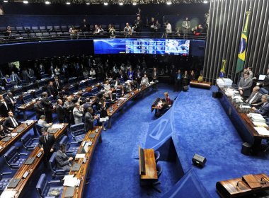 Plenário pode votar desvinculação de receitas de estados e municípios nesta terça