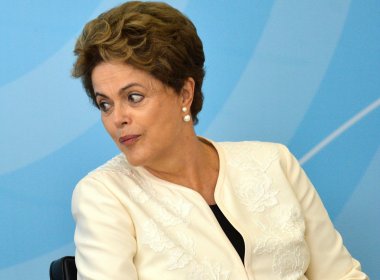 Dilma comenta afastamento de Cunha do cargo: 'Antes tarde do que nunca'