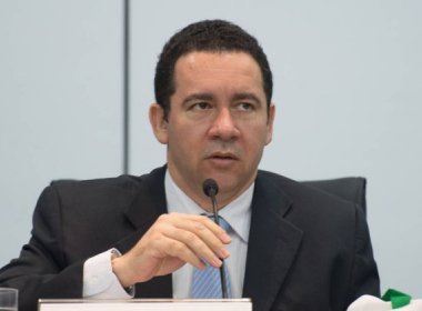 Planejamento anuncia redução de 4,3 mil cargos comissionados e gratificações