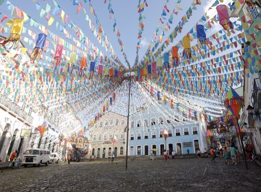 Programação de São João na Bahia movimenta dezenas de cidades da capital ao interior