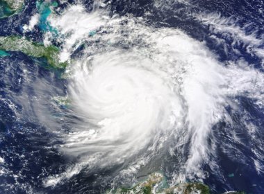 Número de mortos pelo furacão Matthew no Haiti passa de 100