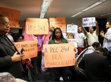 PEC 241: Centrais sindicais e partidos discutem greve geral nesta quarta