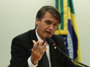 Bolsonaro negocia com novo partido para tentar presidência em 2018, diz site
