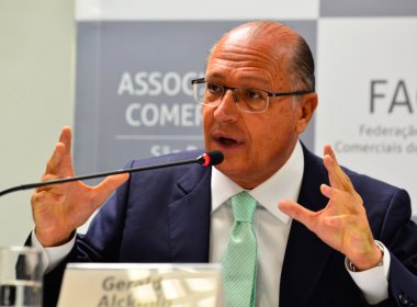 Alckmin se diz a favor da Lava Jato, mas pede cautela com boatos: 'Há muita especulação'