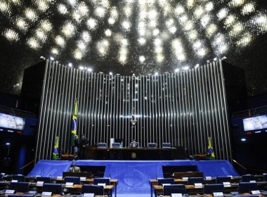 Câmara e Senado buscam blindar seus presidentes por meio de emenda, diz coluna