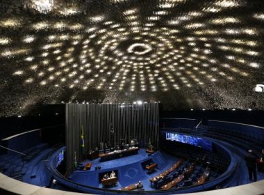 Com esquema especial de segurança, Senado vota segundo turno da PEC do Teto