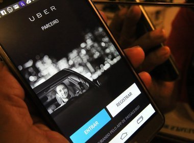 Uber começa a cobrar taxa de R$ 0,75 por viagem em todo o país