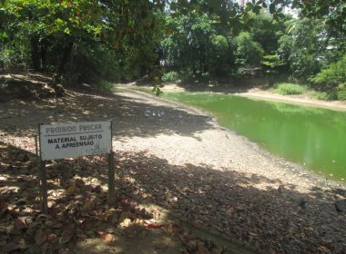 Lagoa na Pituba sofre com estiagem e moradores pedem ajuda da prefeitura