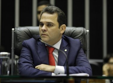 Priante anuncia candidatura avulsa contra Lúcio e racha PMDB na Câmara