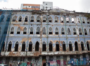Iphan vistoria Casarão de Azulejos e constata falta de peças