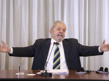 Em depoimento à Justiça, Lula alega inocência e faz campanha política