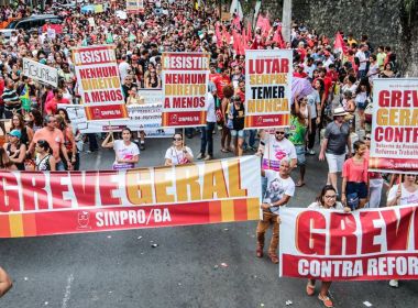 Cerca de 5 mil professores de escolas particulares devem parar em Salvador