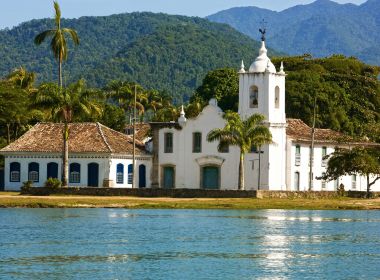 Hospitalidade de Paraty atrai turistas estrangeiros