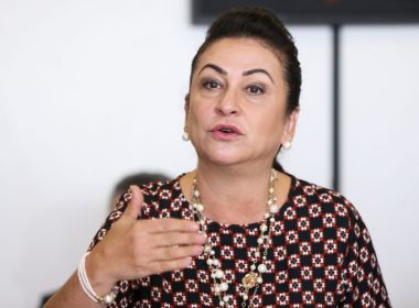 Kátia Abreu é expulsa do PMDB por fazer críticas públicas ao partido
