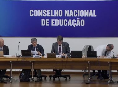 CNE aprova Base Comum Curricular que orienta ensinos infantil e fundamental