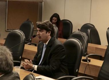 Reunião com a Executiva estadual vai definir permanência de deputados no PMDB