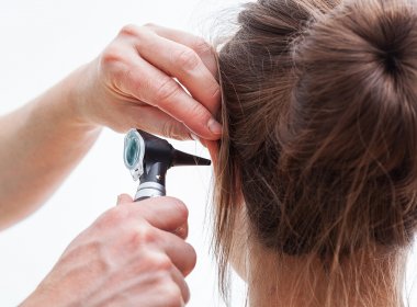 Blitz do Ouvido atende gratuitamente pacientes com dor, coceira ou perfuração de tímpano